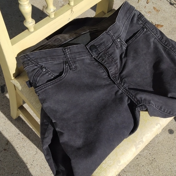 Rock & Republic faded black skinny jeans, size 10 - Picture 3 of 5